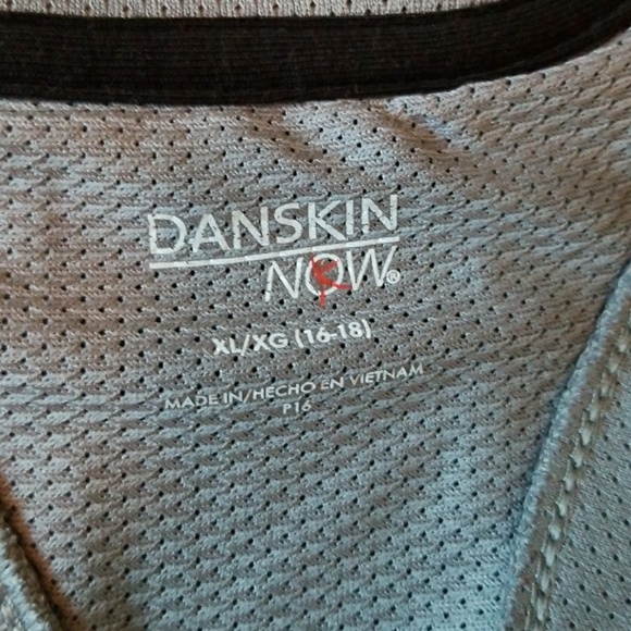 Danskin work out tank - Picture 2 of 3